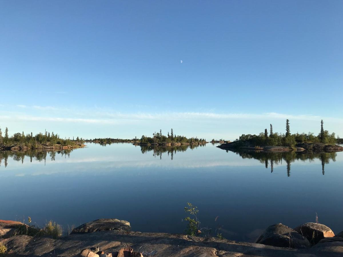 Great Slave Lakeside Bed & Breakfast Yellowknife Exterior foto