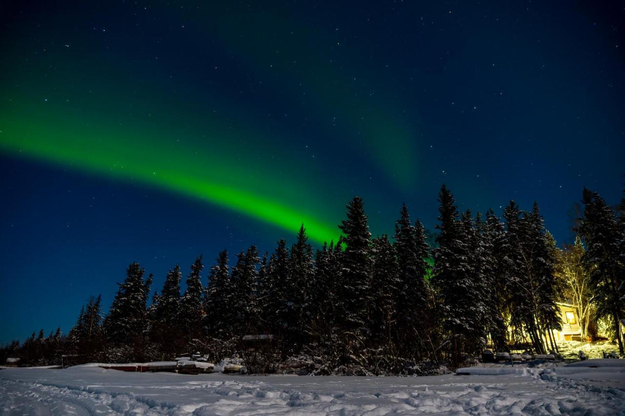 Great Slave Lakeside Bed & Breakfast Yellowknife Exterior foto