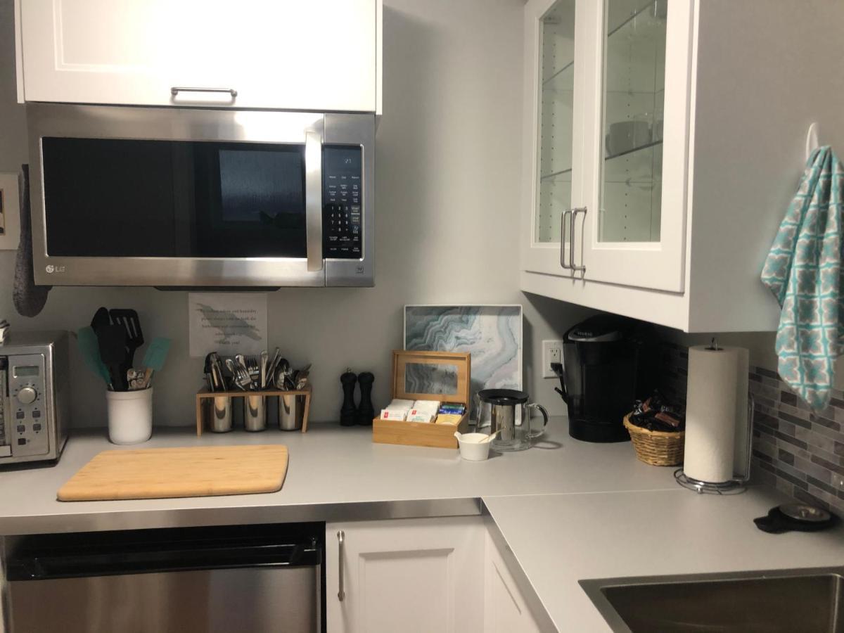 Great Slave Lakeside Bed & Breakfast Yellowknife Exterior foto